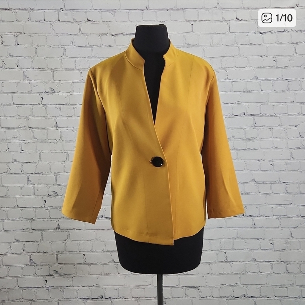 Kasper 3/4 Sleeve Mustard Blazer with Black Button - Size 10